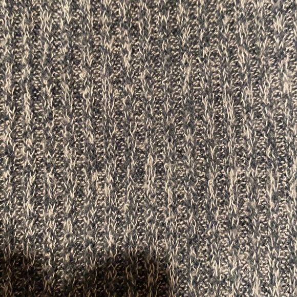 Zella size M green heathered lightweight sweater - like new - Picture 3 of 3